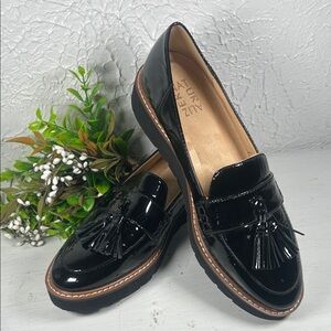 NWOT Naturalizer Ellie Blk Patent Leather Loafers with Tassels Size 7 NWOT Shoe